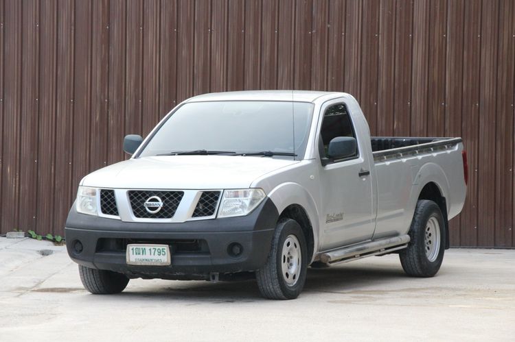 รถ Nissan Navara 2.5 E สี เทา