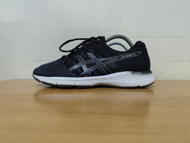 ผู้ชาย ดำ รองเท้าวิ่ง ASICS Gel-Exalt2 42.0 26.5 แท้ มือสอง