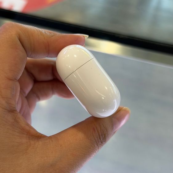 AirPods Pro (2nd generation) with MagSafe Charging Case (USB-C) สีขาว ของศูนย์ สภาพสวย เครื่องใช้งานดีเยี่ยม🔥🔥 รูปที่ 4