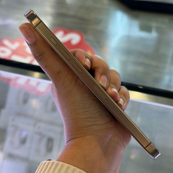 iPhone16 Pro Max 256GB สี Desert Titanium เครื่องศูนย์ สภาพสวยมากๆ ครบยกกล่อง🔥🔥 รูปที่ 4
