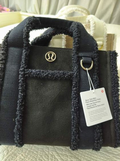 Lululemon bag รูปที่ 10
