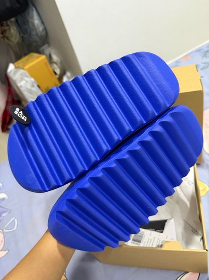Adidas yeezy Slide Azure  6us 24.5 ของใหม่ รูปที่ 3