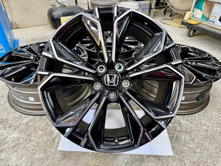 19" ล้อแม็ก HONDA CRV RS G6 ขอบ 19” 5 รู 120 ถอดป้ายแดง