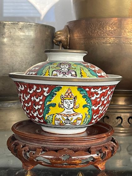 เซรามิคเก่า ถ้วยฝา เบญจรงค์ ลายเทพพนม - นรสิงห์