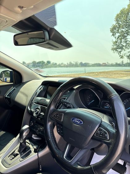 Ford Focus 2017 1.5 Sport Sedan เบนซิน ดำ รูปที่ 4