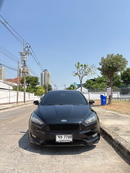 Ford Focus 2017 1.5 Sport Sedan เบนซิน ดำ รูปที่ 3