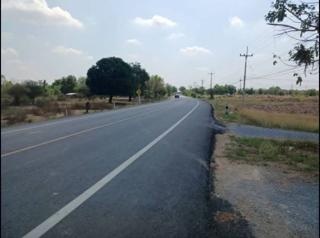 อื่นๆ ไม่มี สร้างเสร็จก่อน 2010 ใช่ บ้านพร้อมที่ดินสุพรรณบุรี