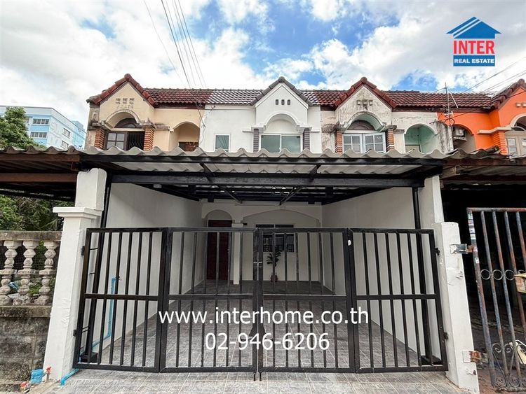 ทาวน์เฮ้าส์ 2 ชั้น 23 ตร.ว. หมู่บ้านเลิศอุบล5 สวนสยาม ใกล้แฟชั่นไอส์แลนด์ ซอยแยกสวนสยาม3 แยก17 ถนนสวนสยาม ถนนรามอินทรา เขตคันนายาว กรุงเทพ