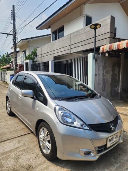 รถ Honda Jazz 1.5 SV i-VTEC สี บรอนซ์เงิน
