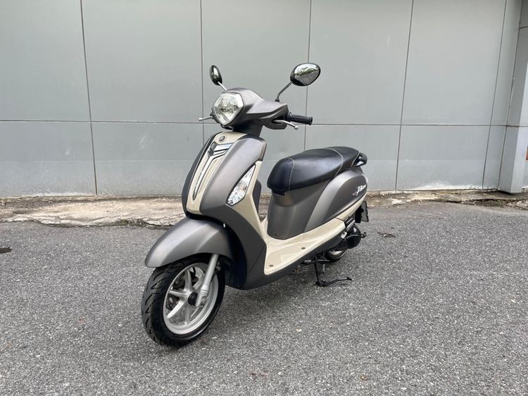 Yamaha รุ่น Grand filano 125cc ปี 2016 สตาร์ทมือ 