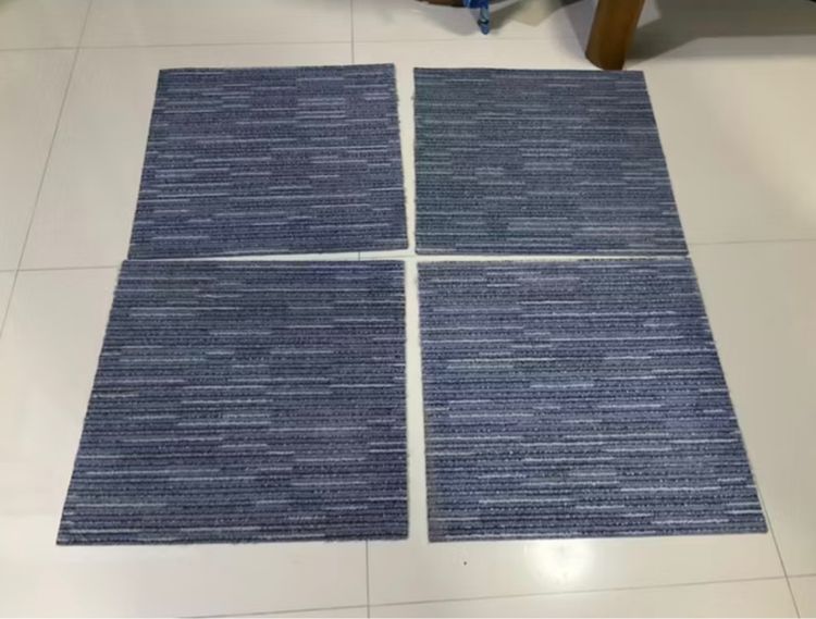 พรมกระเบื้อง พรมยาง มือสอง ขนาด 50x50 ซม แผ่นละ 50 บาท