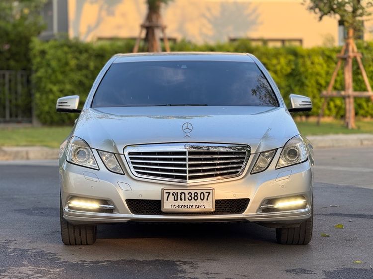 Mercedes-Benz E-Class 2012 E200 Sedan เบนซิน ไม่ติดแก๊ส เกียร์อัตโนมัติ บรอนซ์เงิน รูปที่ 3