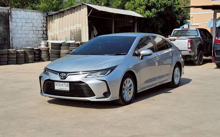 Toyota Altis 2020 1.6 G Sedan เบนซิน ไม่ติดแก๊ส เกียร์อัตโนมัติ บรอนซ์เงิน