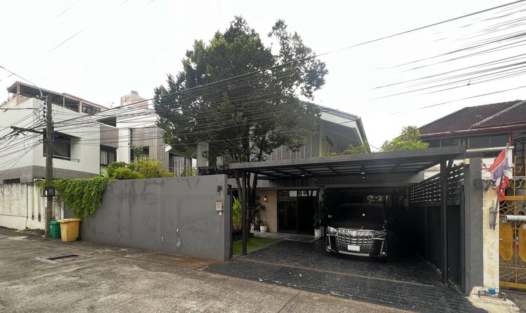 ตกแต่งครบ ขายด่วน บ้านเดี่ยวไซส์ใหญ่ 86 ตร.ว  พื้นที่ใช้สอย 250 ตร.ม พร้อมสระว่ายน้ำส่วนตัว ทำเลทอง ซอยปรีดี พนมยงศ์ 15 แยก 2 รูปที่ 3