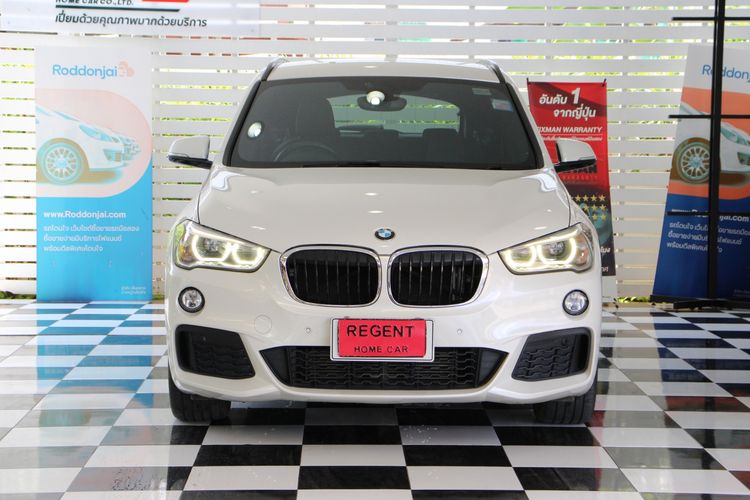BMW X1 2020 2.0 sDrive20d M Sport Utility-car ดีเซล ไม่ติดแก๊ส เกียร์อัตโนมัติ ขาว รูปที่ 2