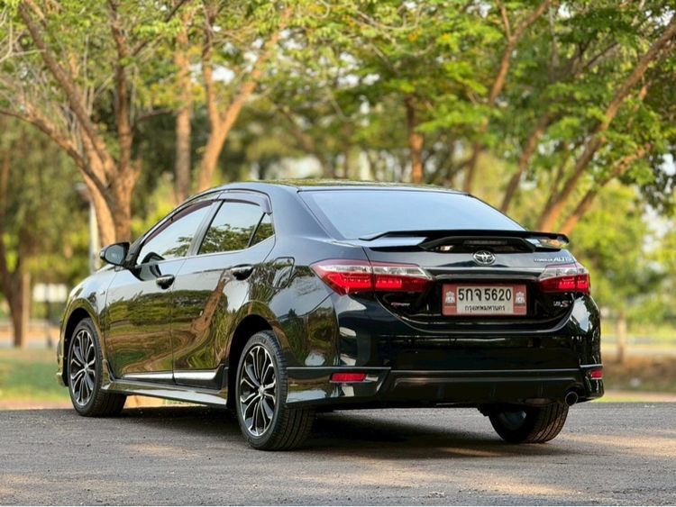 Toyota Altis 2015 1.8 S Sedan เบนซิน ไม่ติดแก๊ส เกียร์อัตโนมัติ ดำ รูปที่ 4