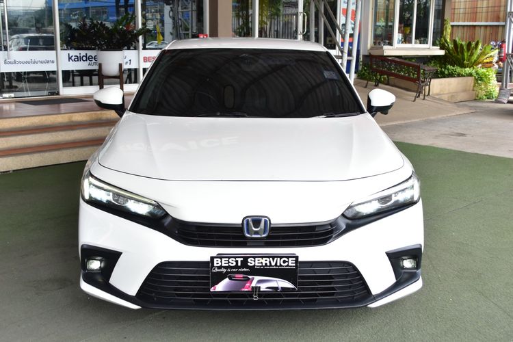 Honda Civic 2023 2.0 eHEV EL+ Sedan ไฮบริด ไม่ติดแก๊ส เกียร์อัตโนมัติ ขาว รูปที่ 2