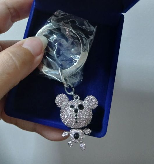 พวงกุญแจ Swarovski แท้