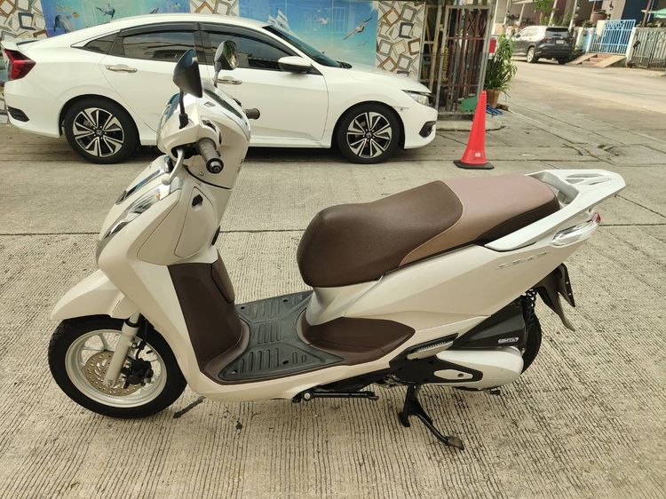 🛵ยังไงก็ขาย LEAD125 ปี 65 เครื่องดี สีสวย กุญแจรีโมท เล่มชุดโอนครบ+เปลี่ยนถ่ายน้ำมันเครื่องฟรี ส่งฟรี30 ก.ม รูปที่ 2