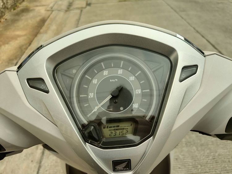 🛵ยังไงก็ขาย LEAD125 ปี 65 เครื่องดี สีสวย กุญแจรีโมท เล่มชุดโอนครบ+เปลี่ยนถ่ายน้ำมันเครื่องฟรี ส่งฟรี30 ก.ม รูปที่ 8