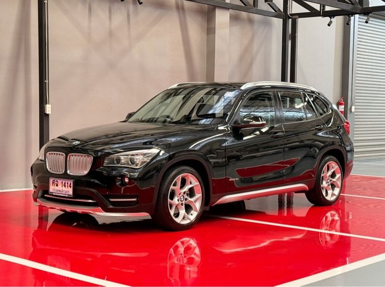 BMW X1 2016 2.0 sDrive18i xLine Utility-car เบนซิน ไม่ติดแก๊ส เกียร์อัตโนมัติ ดำ รูปที่ 4