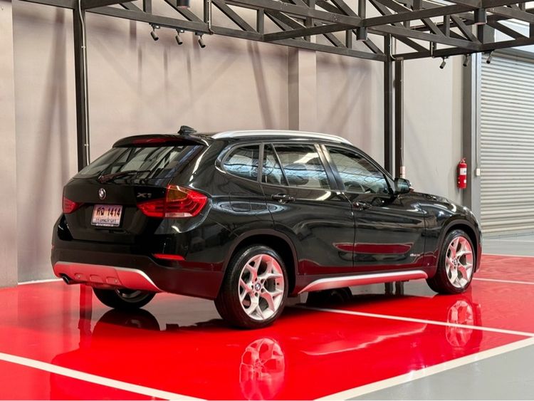 BMW X1 2016 2.0 sDrive18i xLine Utility-car เบนซิน ไม่ติดแก๊ส เกียร์อัตโนมัติ ดำ รูปที่ 3
