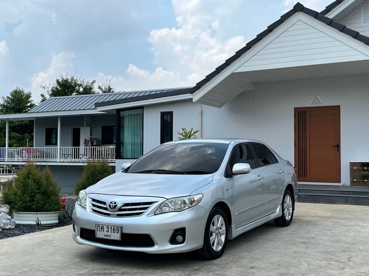 รถ Toyota Altis 1.6 G สี บรอนซ์เงิน