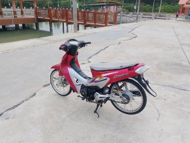 ขายเวฟ 125  เอกสารชุดโอนครบ ราคา 19000 ภาษี 70 รถลูก 57  เครื่องฟิตใหม่ รถขี่ได้ปกติ ขายตามสภาพ รถอยู่จังหวัดอุทัยธานี สนใจสอบถามได้ค่ะ  รูปที่ 3
