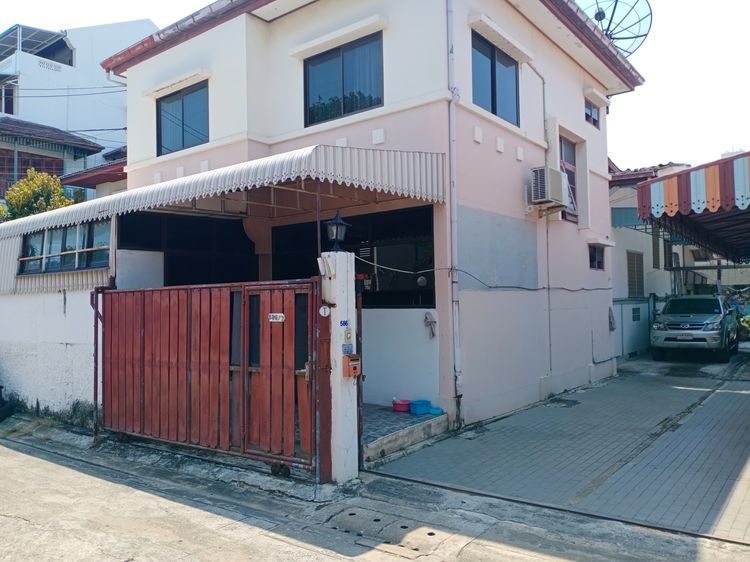 ที่ดินบ้าน107ตร.วสุขุมวิท65 35ล้านบาท พระโขนงเหนือเขตวัฒนา ใกล้BTS เอกมัย รพ.สุขุมวิท คุณติ๊ก 0904422028-0839348377โทรและLine