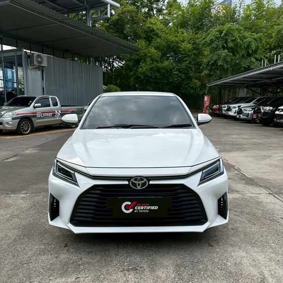 Toyota Yaris ATIV 2025 1.2 Sport Sedan เบนซิน ไม่ติดแก๊ส เกียร์อัตโนมัติ ขาว รูปที่ 2