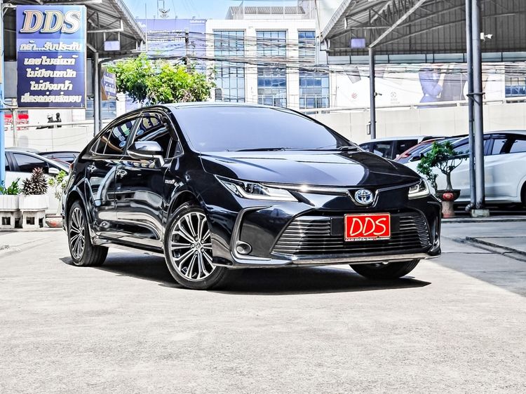 Toyota Altis 2021 1.8 Hybrid Premium Sedan เบนซิน เกียร์อัตโนมัติ ดำ รูปที่ 4