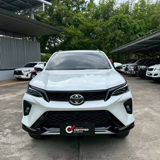 Toyota Fortuner 2025 2.4 Leader G Utility-car ดีเซล ไม่ติดแก๊ส เกียร์อัตโนมัติ ขาว รูปที่ 2