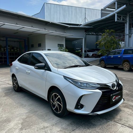 Toyota Yaris ATIV 2020 1.2 Sport Premium Sedan เบนซิน ไม่ติดแก๊ส เกียร์อัตโนมัติ ขาว
