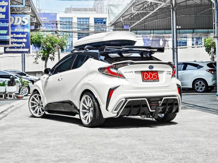 Toyota C-HR 2018 1.8 Hybrid Hi Utility-car เบนซิน เกียร์อัตโนมัติ ขาว รูปที่ 3