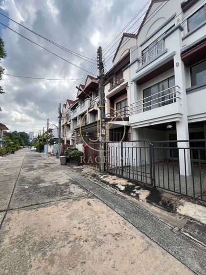 อื่นๆ ไม่มี B69-297 ขายด่วน ทาวน์โฮม 3 ชั้น โครงการสายลม ปากเกร็ด ปรับปรุงใหม่ทั้งหลัง เนื้อที่ 20.4 ตร.ว พื้นที่ใช้สอย 200 ตร.ม 4 ห้องนอน 3 ห้องน้ำ 1  รูปที่ 2