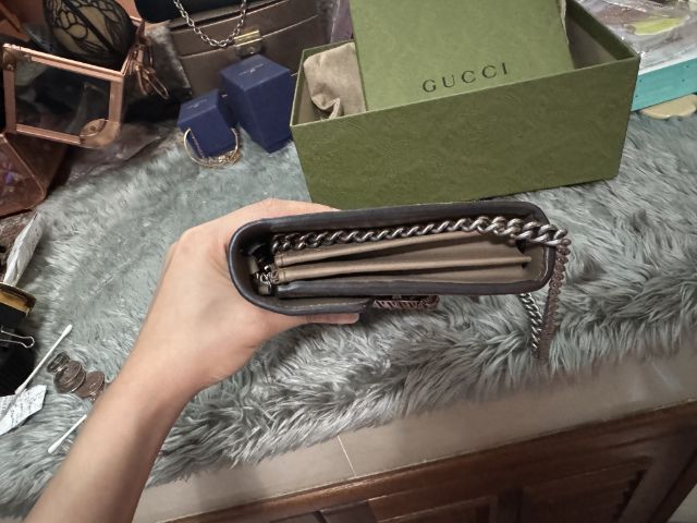 กระเป๋าสะพาย Gucci แท้ มือ2 ใบครบ กล่องครบ รูปที่ 3