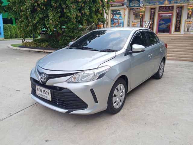 Toyota Vios 2017 1.5 J Sedan เบนซิน ไม่ติดแก๊ส เกียร์อัตโนมัติ บรอนซ์เงิน รูปที่ 3