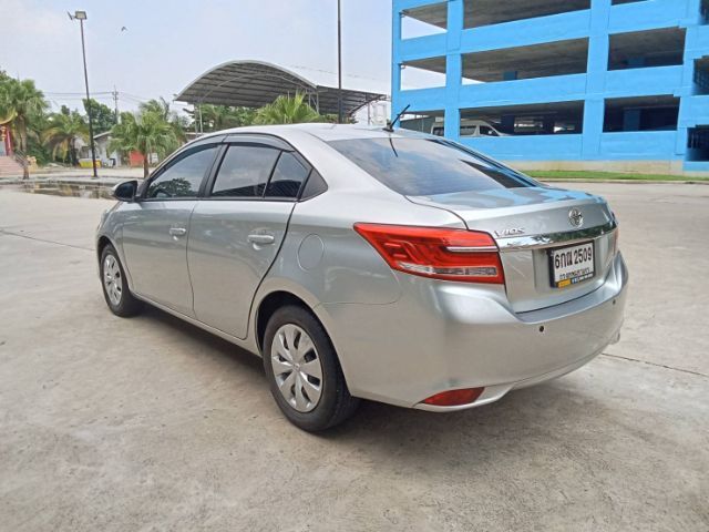 Toyota Vios 2017 1.5 J Sedan เบนซิน ไม่ติดแก๊ส เกียร์อัตโนมัติ บรอนซ์เงิน รูปที่ 2