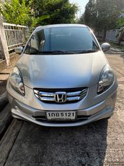 HONDA BRIO AMAZE 1.2 V AT 2013( ตัวท๊อป) ใช้มือเดียว มีประกันชั้น 1