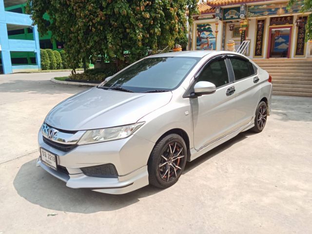 รถ Honda City 1.5 V CNG สี บรอนซ์เงิน
