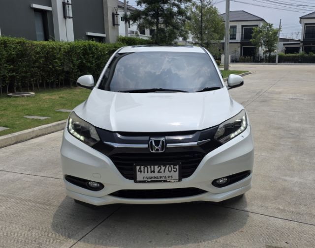 รถ Honda HR-V 1.8 EL สี ขาว