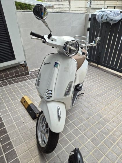 ขายด่วนค่ะ vespa primavera 2023