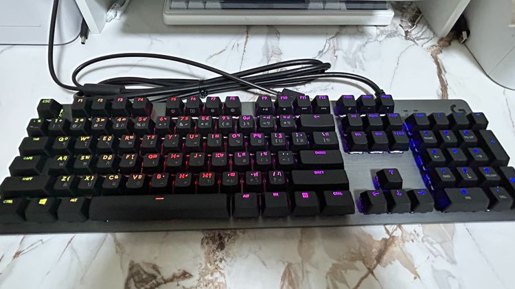 คีย์บอร์ด Logitech G512 Carbon Mechanical Gaming Keyboard ปุ่มไทยอังกฤษ ไฟ RGB GX Blue Clicky