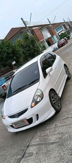 Honda Jazz 2008 1.5 E-V VTEC Sedan เบนซิน ไม่ติดแก๊ส เกียร์อัตโนมัติ ขาว รูปที่ 2