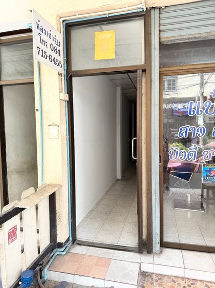มีบางส่วน ขายหอพัก ตึก 4 ชั้น 2 คูหา พุทธมณฑลสาย 5 หมู่บ้านกลาโหม ใกล้ตลาดเสรี พร้อมรายได้ทันที รีโนเวทใหม่ ติดถนนพุทธมณฑลสาย 5 ตรงข้ามตลาดเสรี  รูปที่ 4