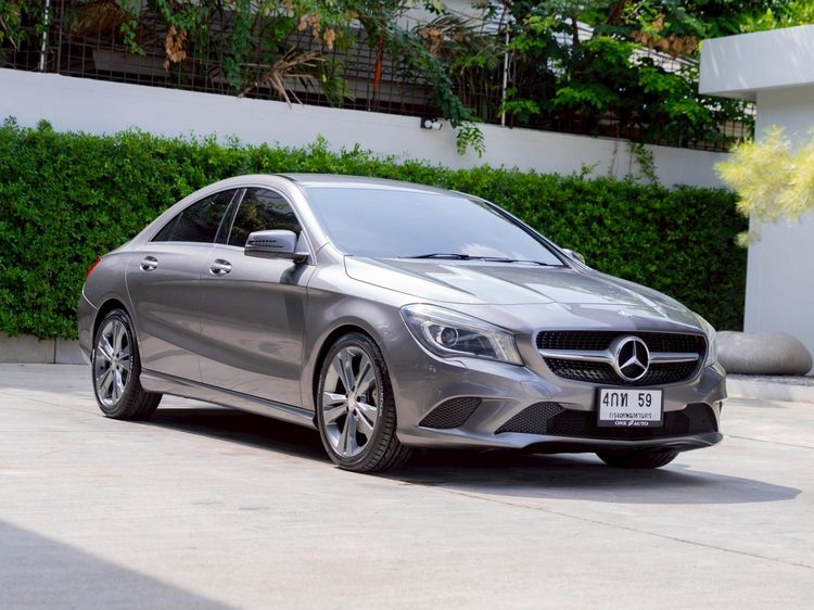 รถ Mercedes-Benz CLA-Class CLA180 สี เทา