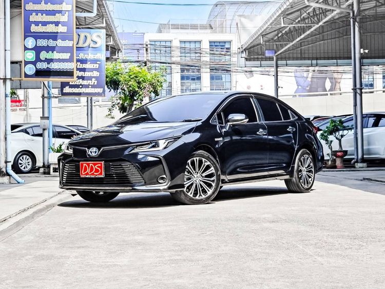 รถ Toyota Altis 1.8 Hybrid Premium สี ดำ