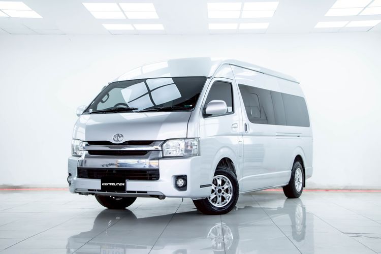 Toyota Commuter 2017 3.0 Van ดีเซล ไม่ติดแก๊ส เกียร์ธรรมดา เทา