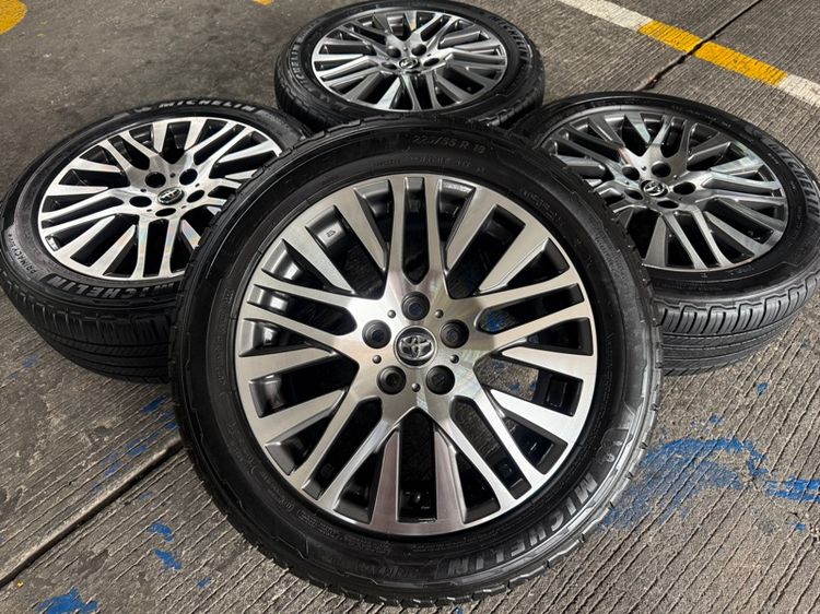 18" Toyota Alphard Vellfire ขนาด 18 นิ้ว Top🔥