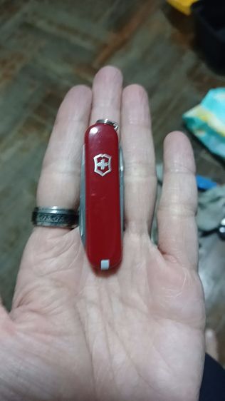 พวงกุญแจ VICtorinox สีแดง